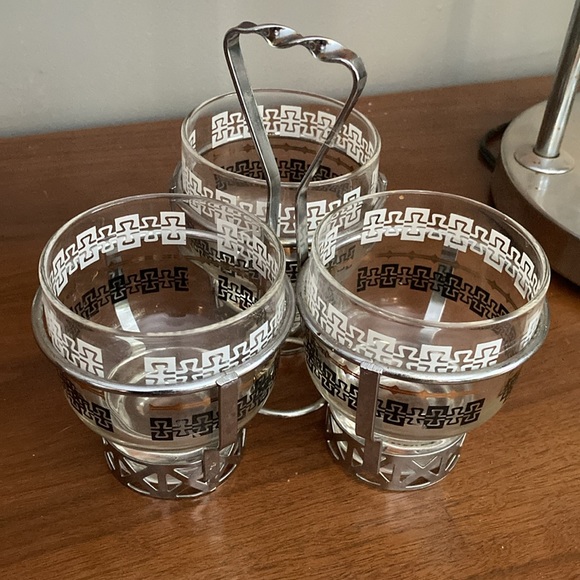 MCM serving caddy - Picture 2 of 5